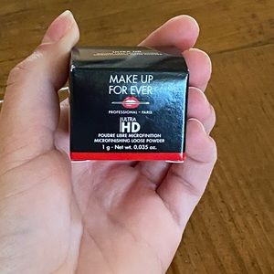 Make Up For Ever ultra HD microfinishing loose powder